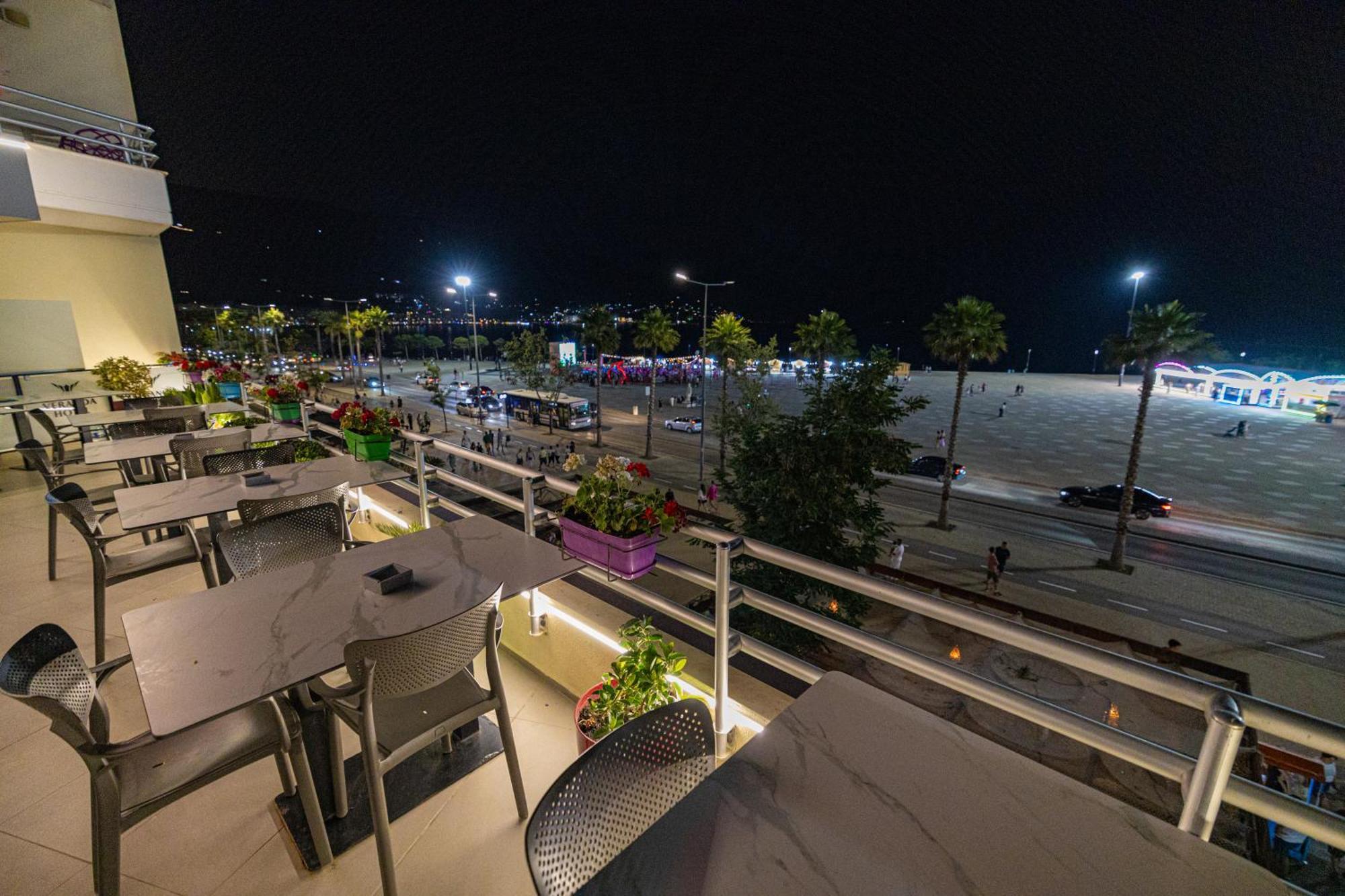Veranda Boutique Hotel Вльора Екстер'єр фото