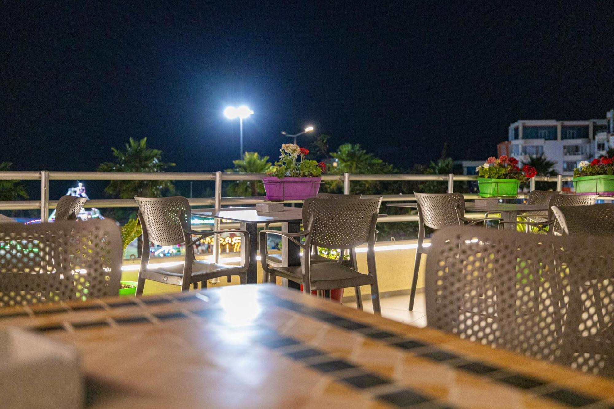 Veranda Boutique Hotel Вльора Екстер'єр фото